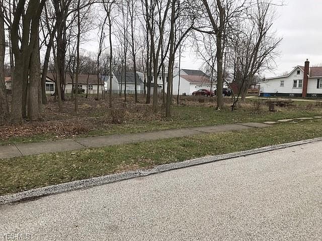 1st image of Theota Ave