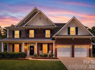 719 Fresia Dr, Tega Cay, SC 29708