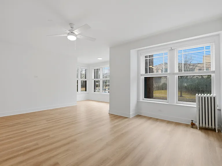1125 Davis St./ 1603-11 Ridge Ave. — Photo 5