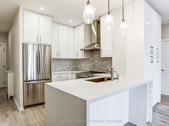 5th image of 245 Dalesford Rd #422