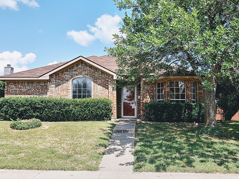 1st image of 232 Rosewood Ln