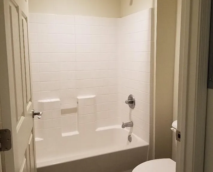 Eastridge Apartments — Photo 39