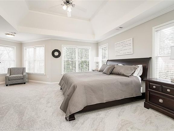 3rd image of 3954 Harmony Walk Way SE