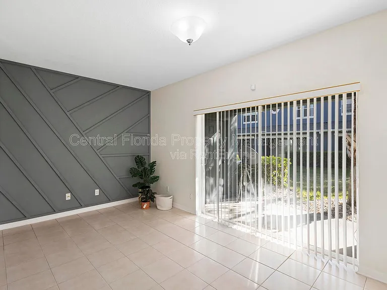 3434 Wilshire Way Rd #1 — Photo 14