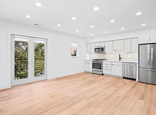 716 L St SE UNIT 304, Washington, DC 20003
