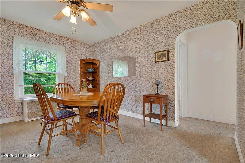 4th image of 88 Oakdale Avenue