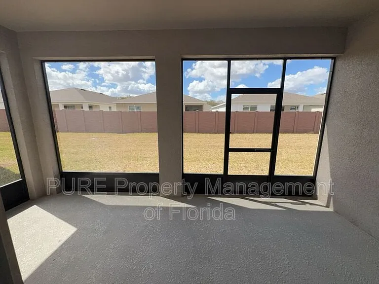 4122 NW 48th Terrace Rd — Photo 65