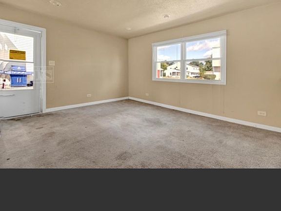 5th image of 335 Donna Ct Unit A