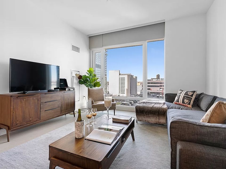 1st image of 572 11th Ave APT 3