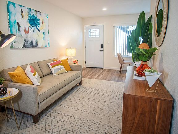 3rd image of 4168 32nd St Unit 4
