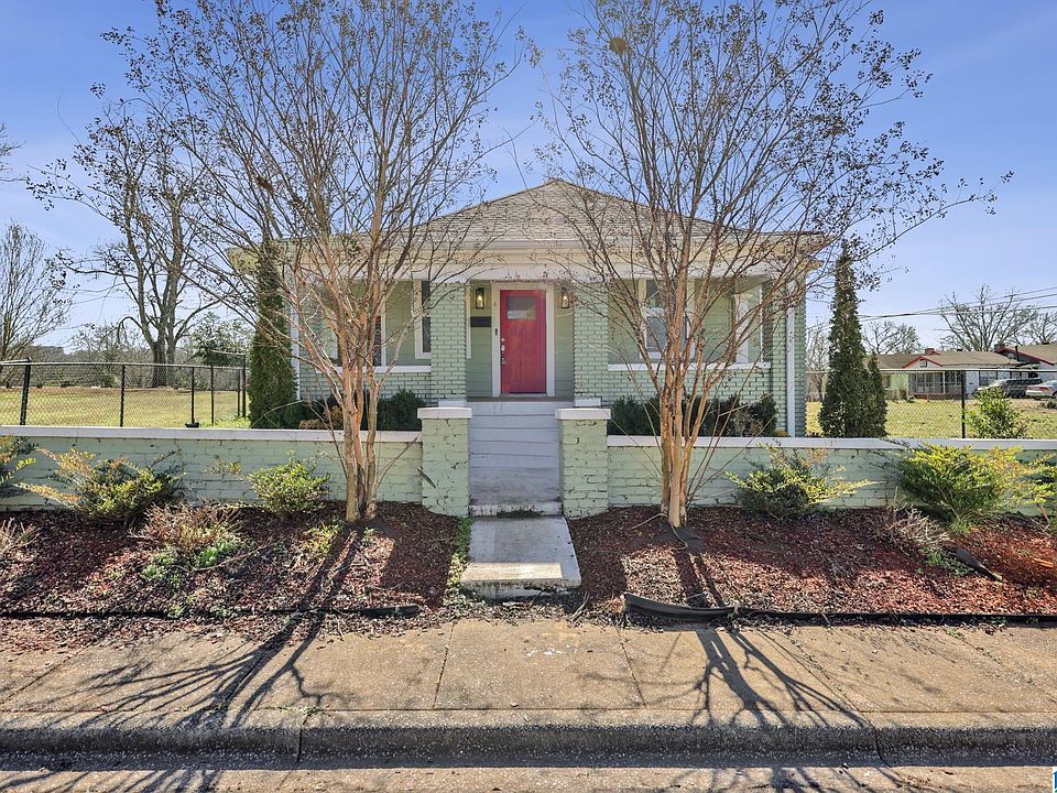 1st image of 405 Iota Ave