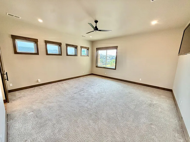 2387 Harding Park Ct — Photo 15