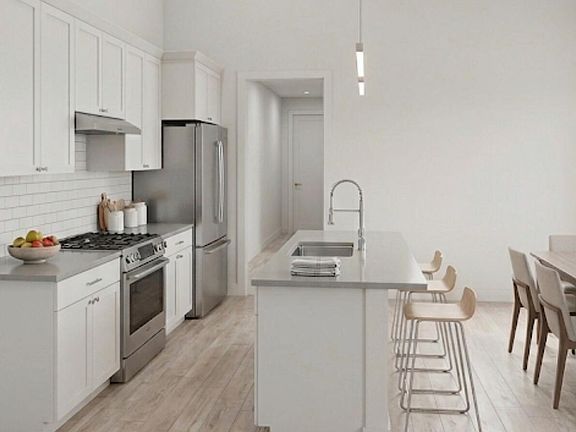 4th image of 4805 34th Avenue