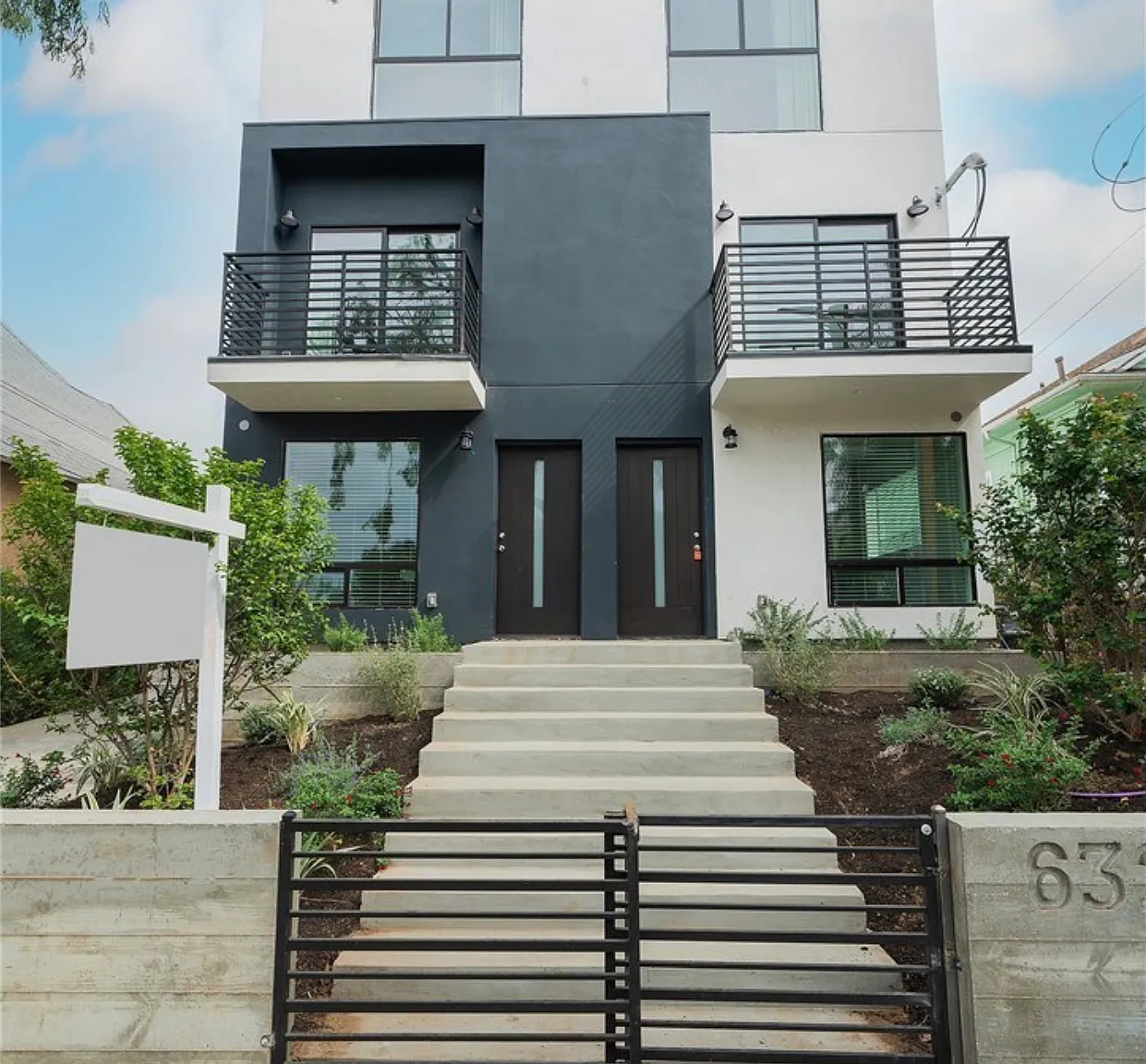 5 bed, 2060 sqft, $900 — Photo 1