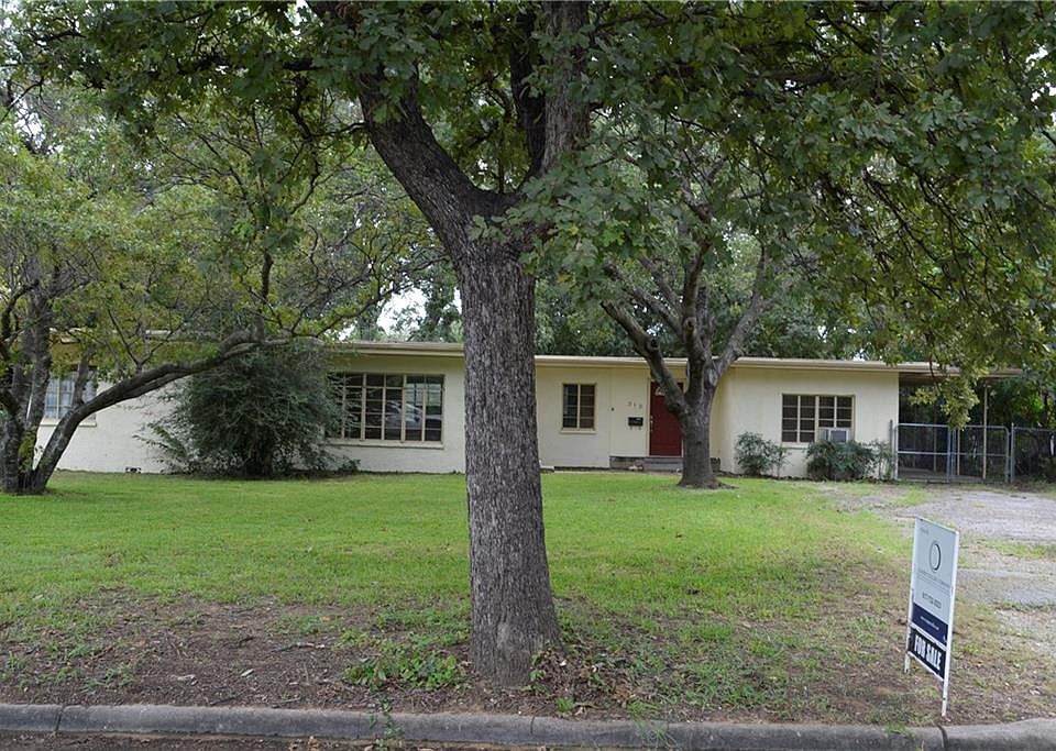 1st image of 312 Hassett Ave