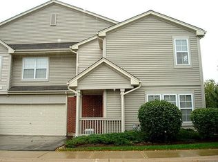 2340 Vanderbilt Dr, Geneva, IL 60134