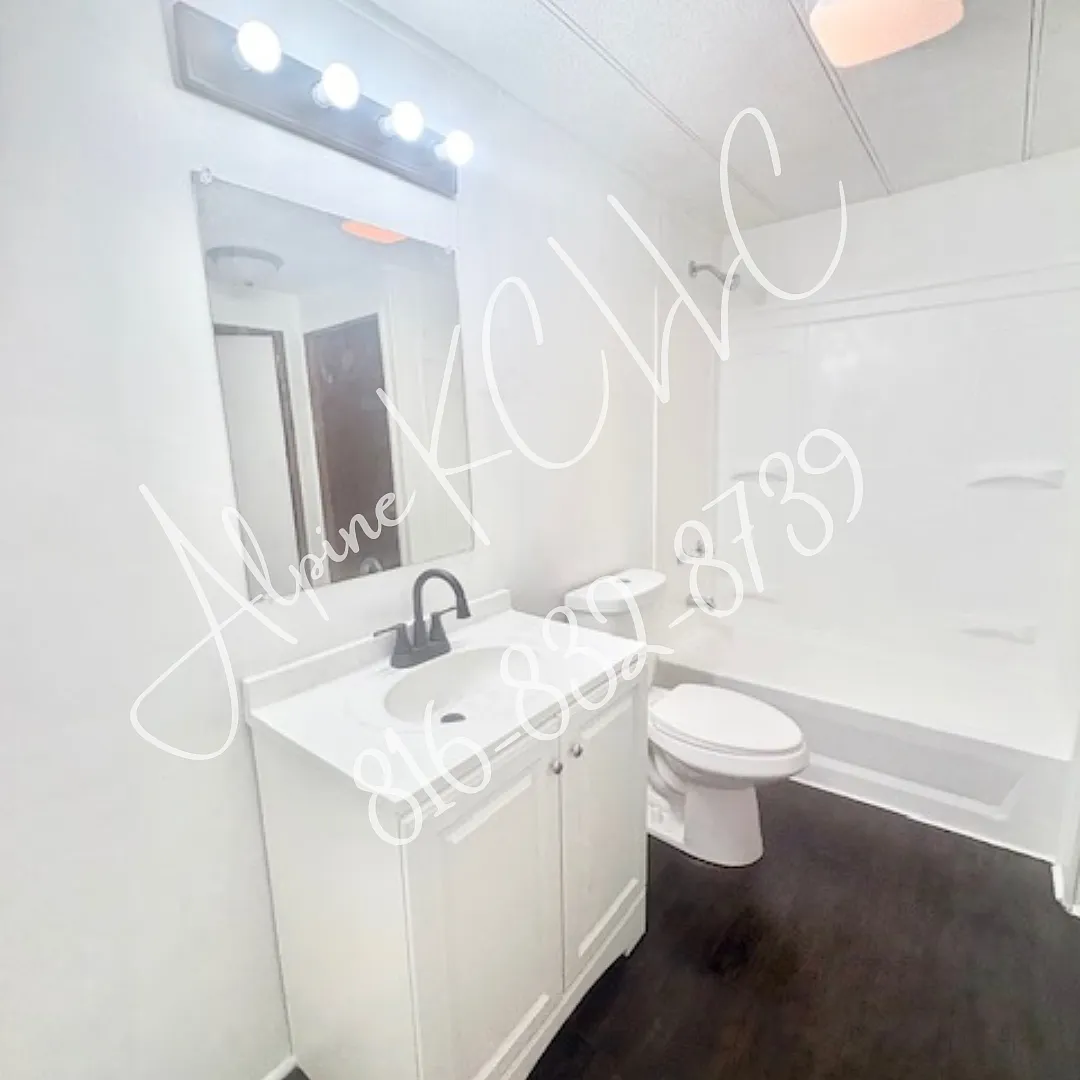 3 bed, 900 sqft, $995 — Photo 4