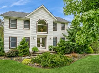 24 Oakley Blvd, Garnerville, NY 10923