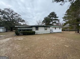 101 Red Bird Rd, Tifton, GA 31793