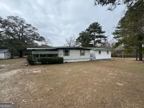 101 Red Bird Rd, Tifton, GA 31793