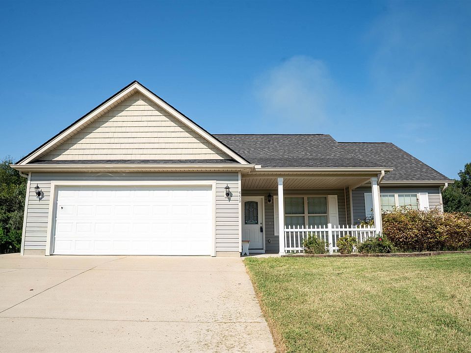 1st image of 451 Mandys Meadow Dr