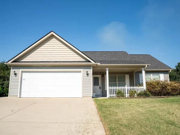 451 Mandys Meadow Dr, Inman, SC 29349