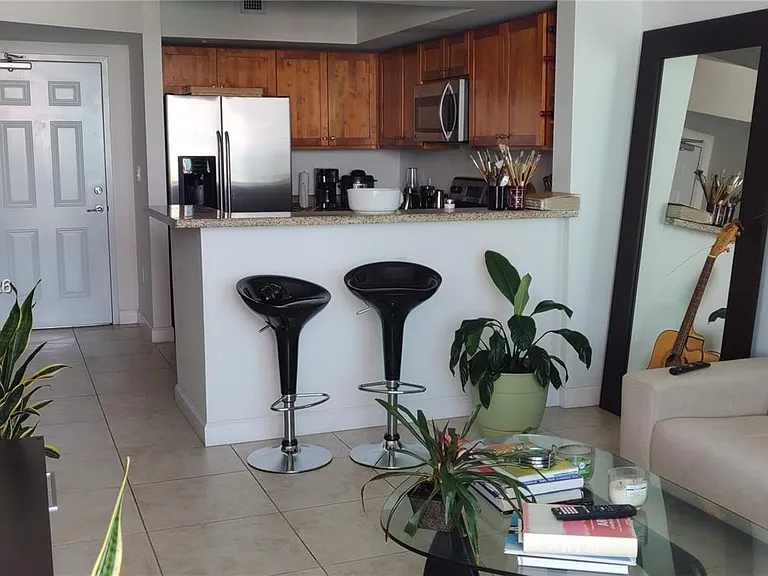 1723 SW 2nd Ave #1106 — Photo 7