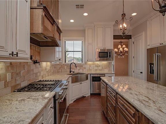 5th image of 5908 Osage Dr