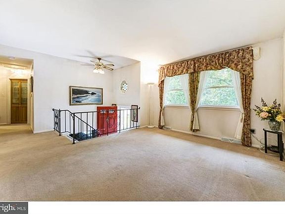 3rd image of 507 Wisconsin Trl