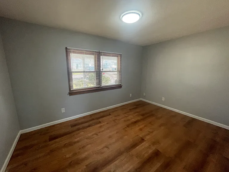 1134 Laredo Ave — Photo 3