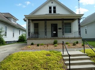 204 Decatur St, Lincoln, IL 62656