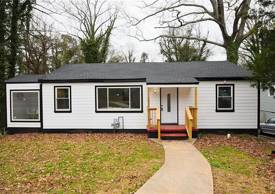 1350 Kenilworth Dr SW