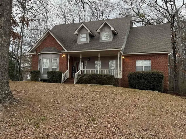 717 Wyatt Rd, Clanton, AL 35045