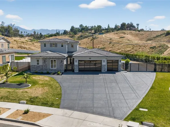 743 Buckingham Dr, Redlands, CA 92374