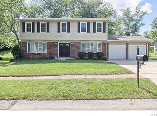 2157 Hillsgate Ct, Saint Louis, MO 63146