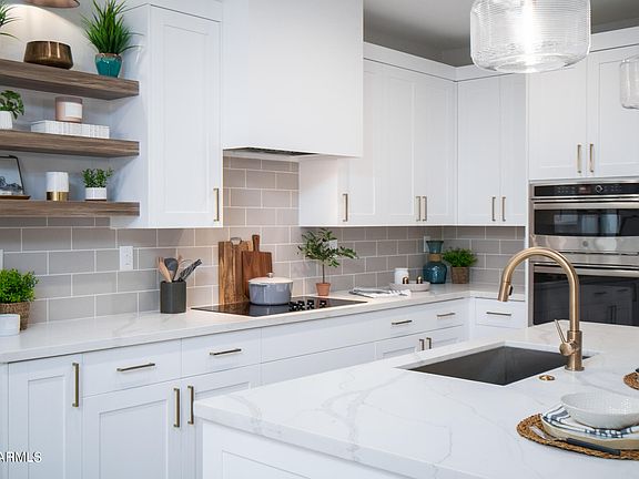 2nd image of 161 E Lexington Ave #26