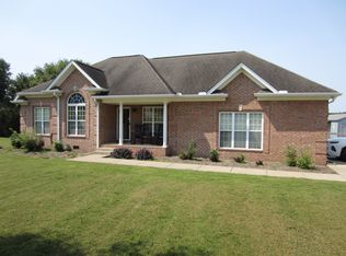 4006 Luchan Dr, Lebanon, TN 37087