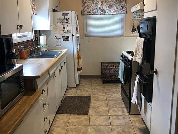 4th image of 214 Belmont Ave