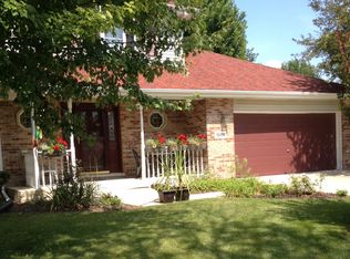 1006 Erins Glen Dr, Joliet, IL 60431