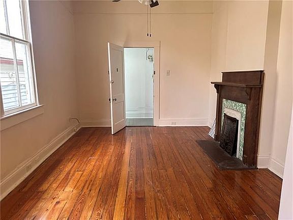 2nd image of 3821 Cleveland Ave