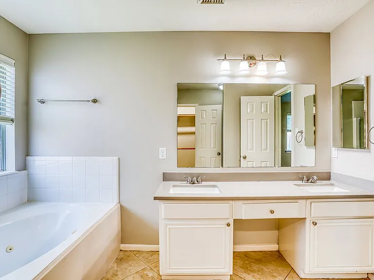 6614 High Stone Ln — Photo 11