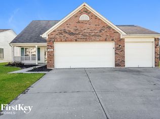 8035 Twin Rivers Dr, Indianapolis, IN 46239