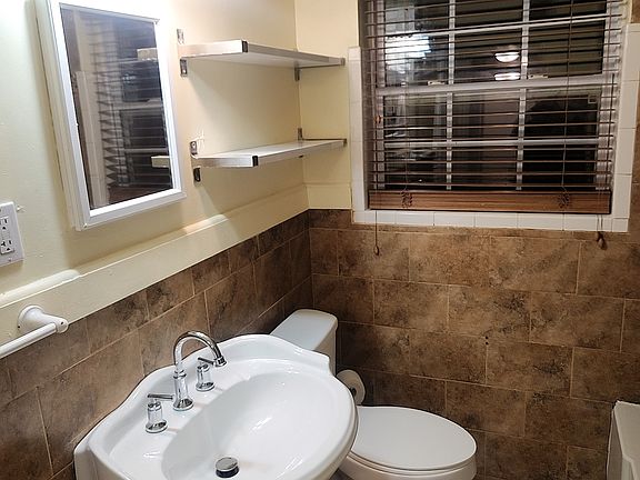 2nd image of 1010 Arco Dr Floor 1