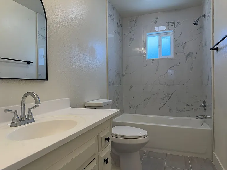 2355 E Olive Ave — Photo 8