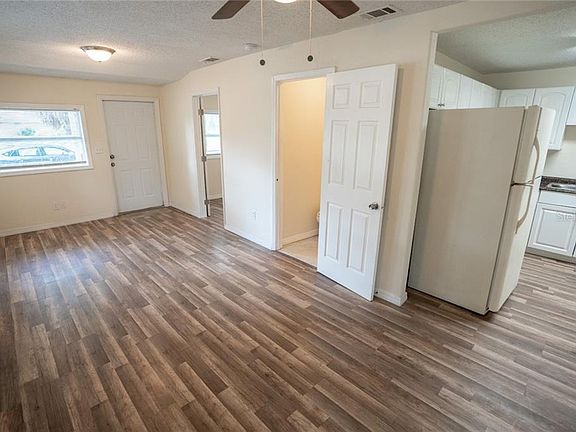 5th image of 4708 18th Ave