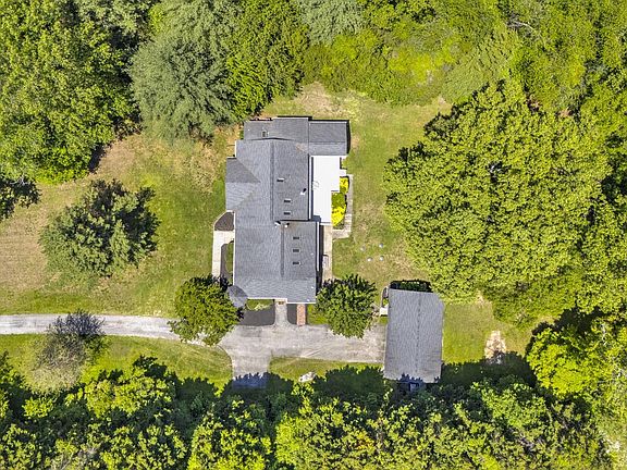 3rd image of 10707 Ward Rd