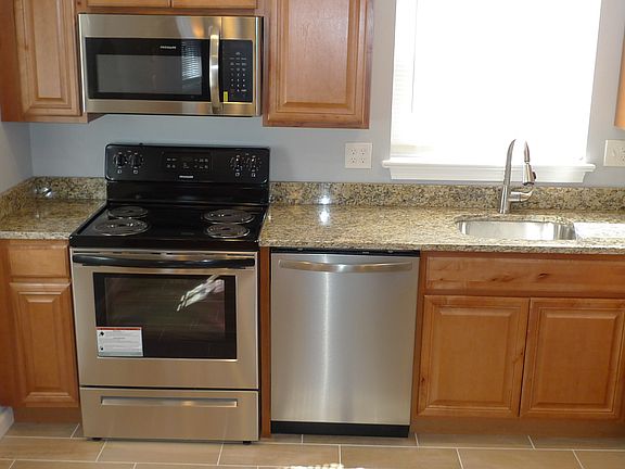 5th image of 5823 Mount Vernon Dr
