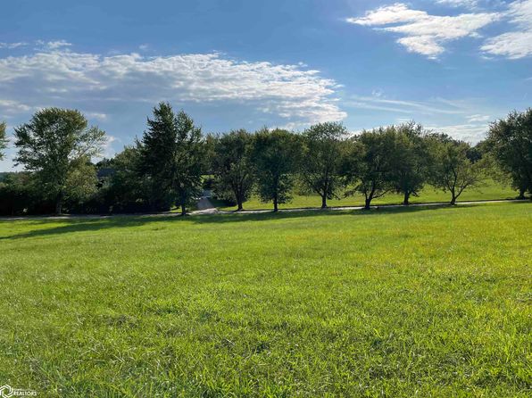 1101 Lakeview Dr, Fairfield, IA 52556