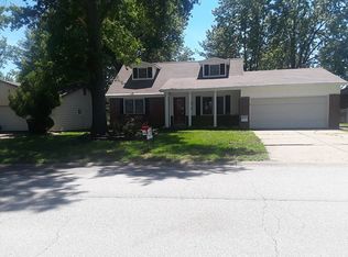 61 W Garden Walk Dr, Saint Peters, MO 63376