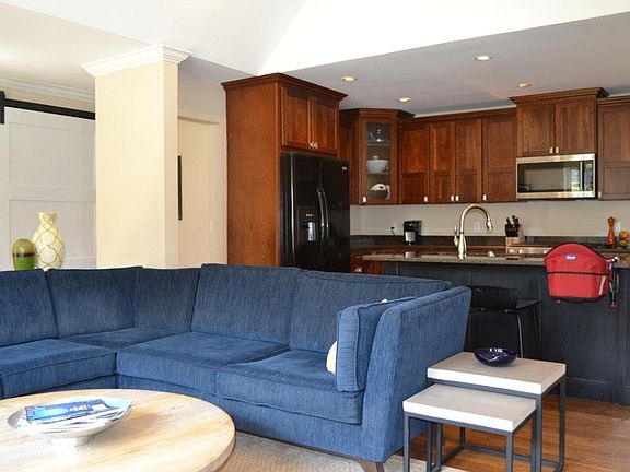 Living room / kitchen